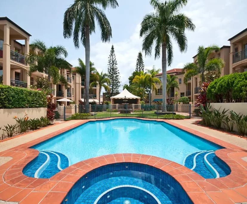 $200, Flatshare, 3 bathrooms, Main Beach QLD 4217