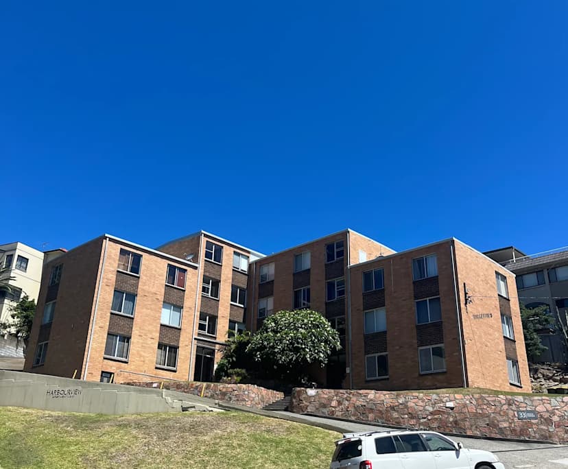 Unfurnished room in a flatshare