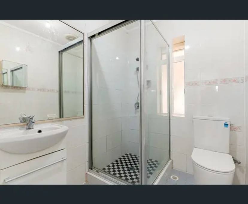 Whole property with 4 rooms for rent