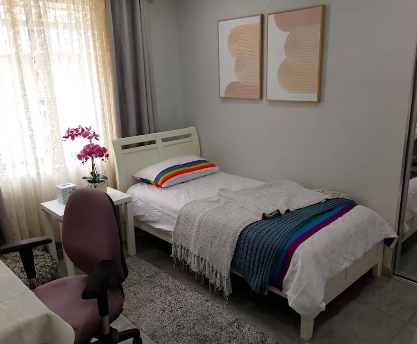 Furnished room in a share house