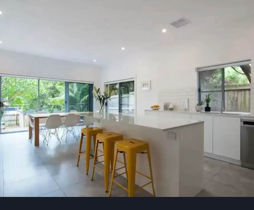 Room in a share house