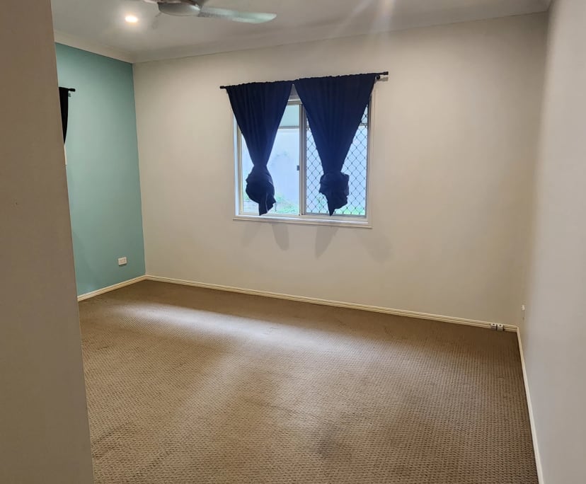 Room for Rent in Eatons Hill, Brisbane 280, Unfur...