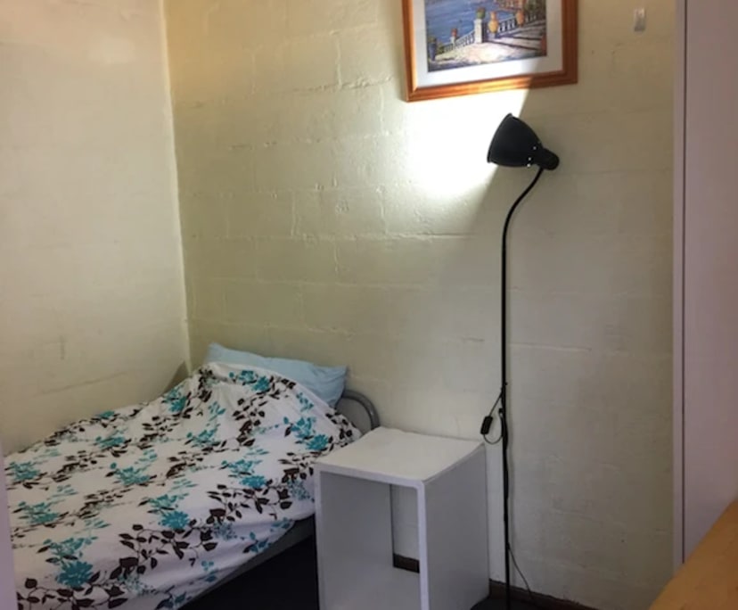 $650, Whole-property, 3 bathrooms, Box Hill VIC 3128