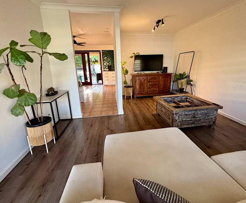 $350, Share-house, 4 bathrooms, Alexander Heights WA 6064