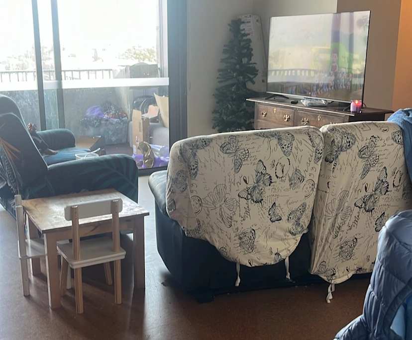 Furnished room in a share house