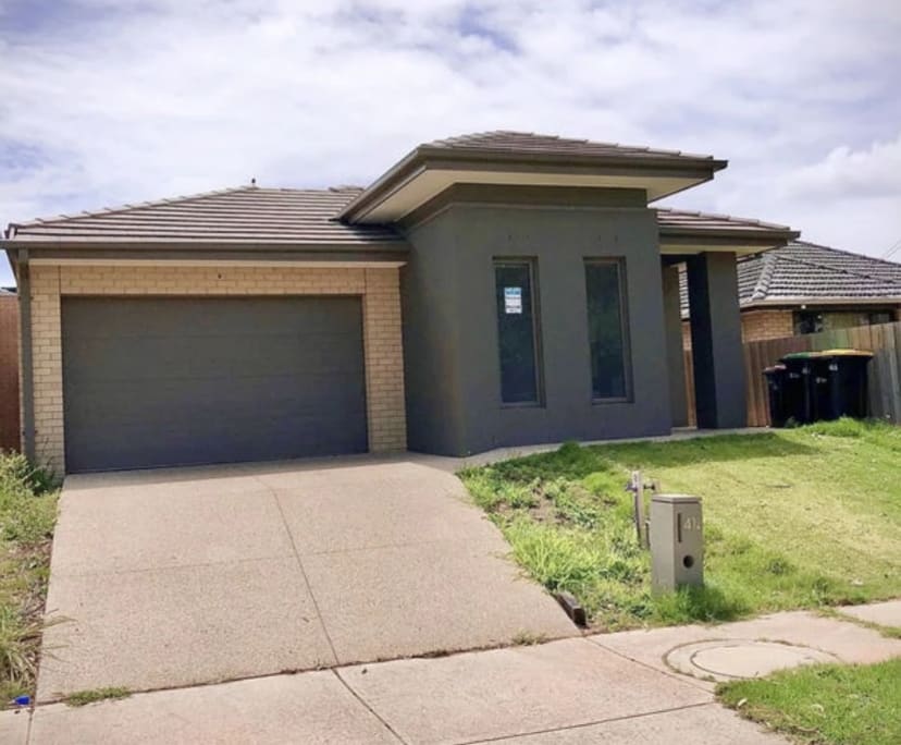 Room for Rent in Keysborough, Melbourne 200, Furn...