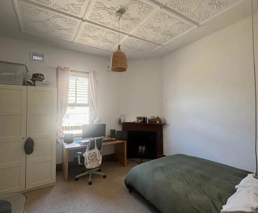 Unfurnished room in a share house