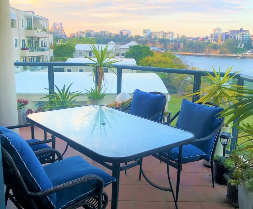 $335, Flatshare, 3 bathrooms, Kangaroo Point QLD 4169