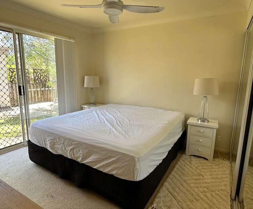 Room with ensuite in a share house