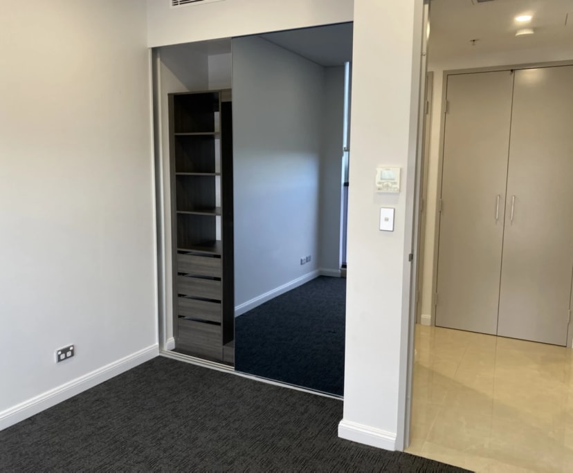 $370, Whole-property, 3 bathrooms, Mascot NSW 2020