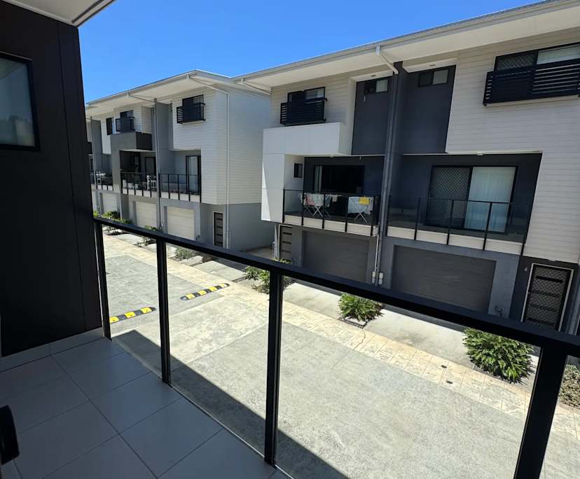 $400, Share-house, 3 bathrooms, Nerang QLD 4211