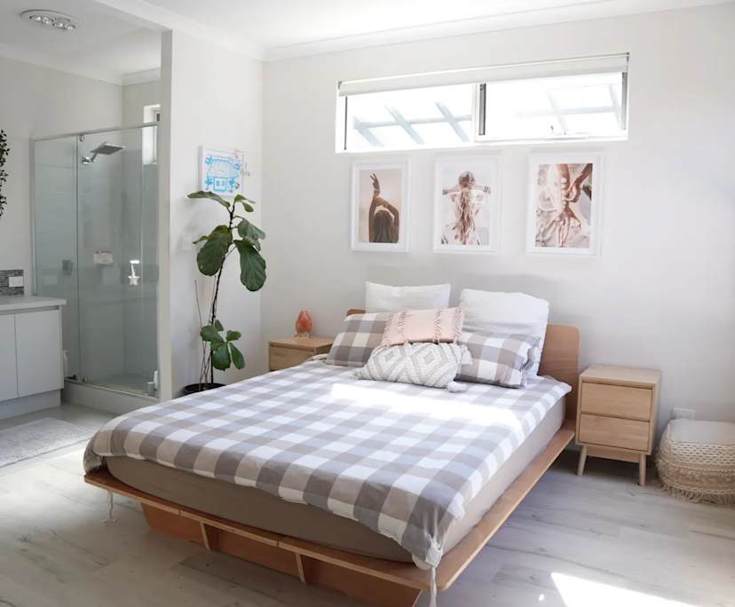 Furnished room with ensuite in a share house