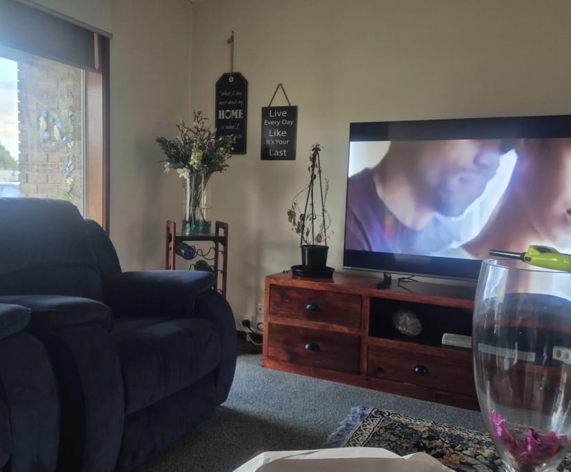 $300, Share-house, 3 bathrooms, Mount Martha VIC 3934