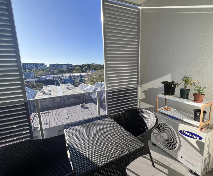 Whole property with 2 rooms for rent