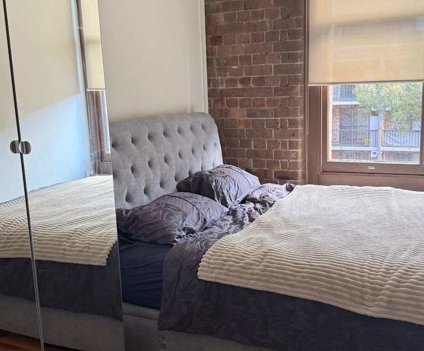Furnished room in a flatshare