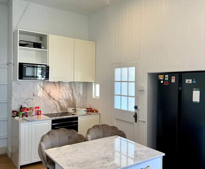 $337, Share-house, 3 bathrooms, Woolloongabba QLD 4102