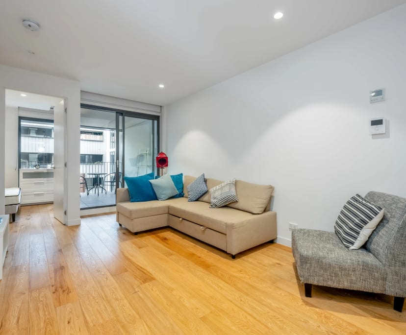 Whole property with 2 rooms for rent