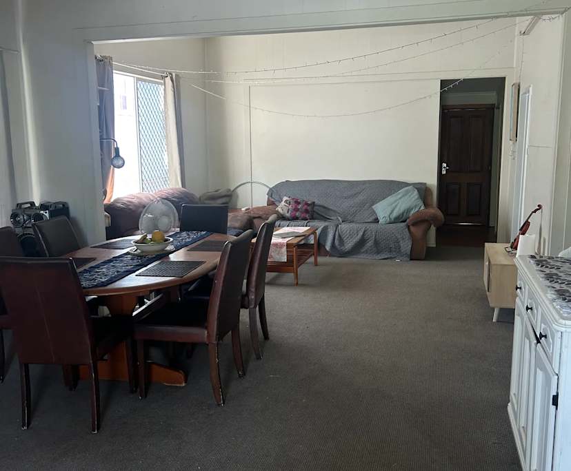 $250, Share-house, 4 bathrooms, Parramatta Park QLD 4870