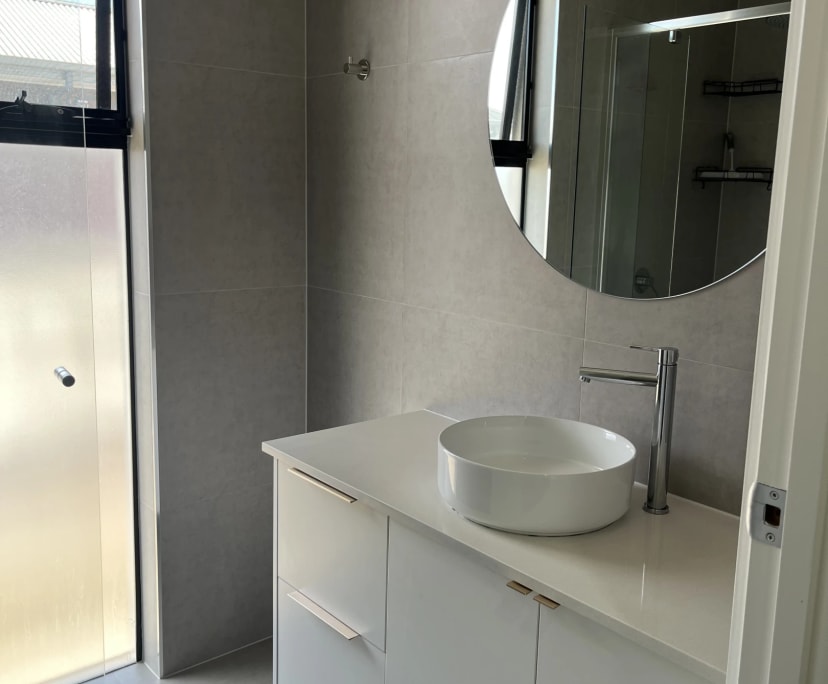 $330, Share-house, 3 bathrooms, Seaton SA 5023