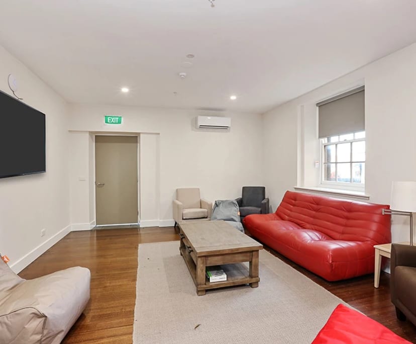 $285, Share-house, 6 bathrooms, Geelong VIC 3220