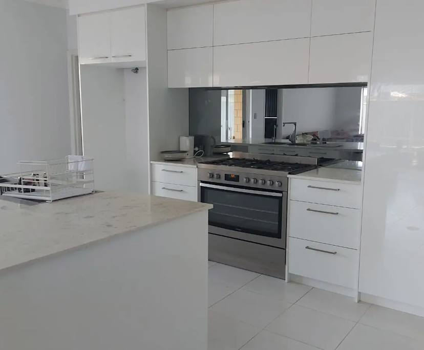 Unfurnished room in a share house