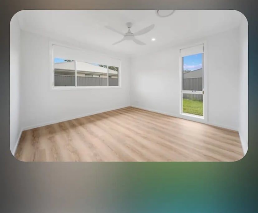 Unfurnished room with own bathroom