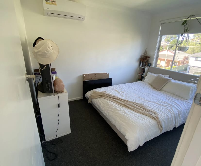 Unfurnished room in a share house