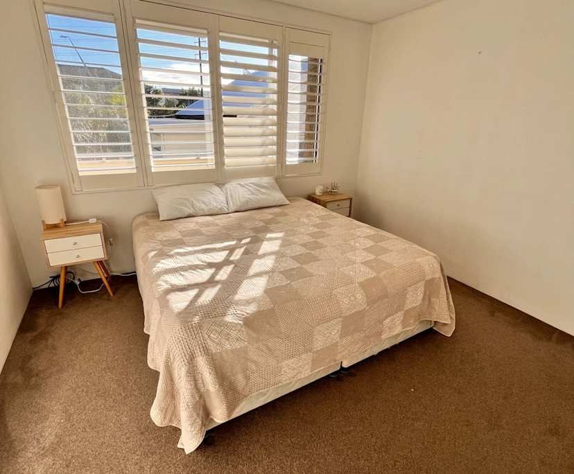 Whole property with 2 rooms for rent