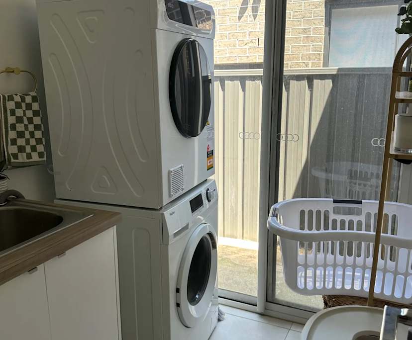 $290, Share-house, 3 bathrooms, Tarneit VIC 3029