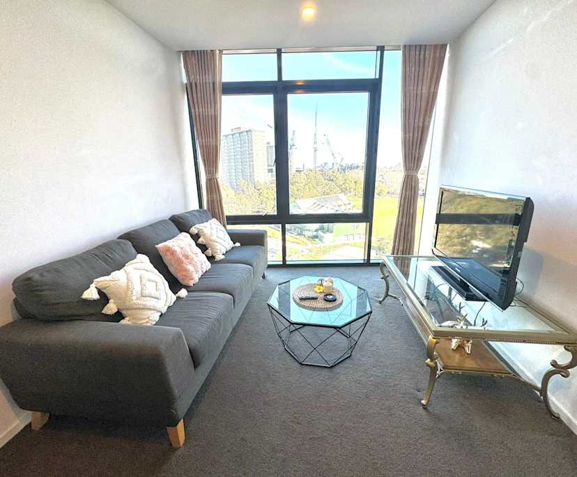 Whole property with 2 rooms for rent