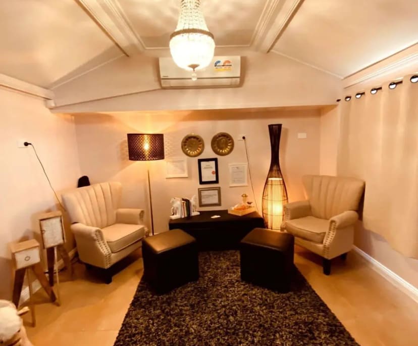 Furnished room with own bathroom