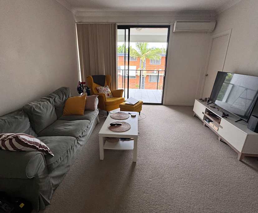 $350, Flatshare, 2 bathrooms, East Brisbane QLD 4169