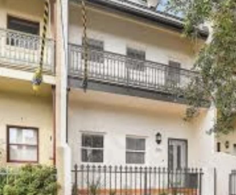 $515, Granny-flat, 1 bathroom, Zetland NSW 2017
