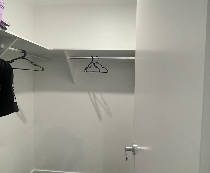 Unfurnished room in a share house