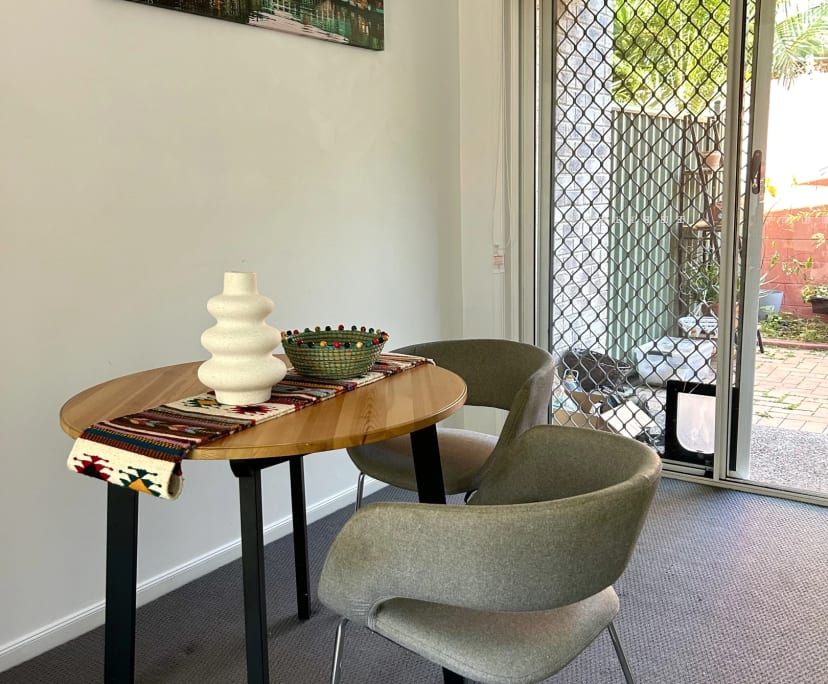 Furnished room in a share house