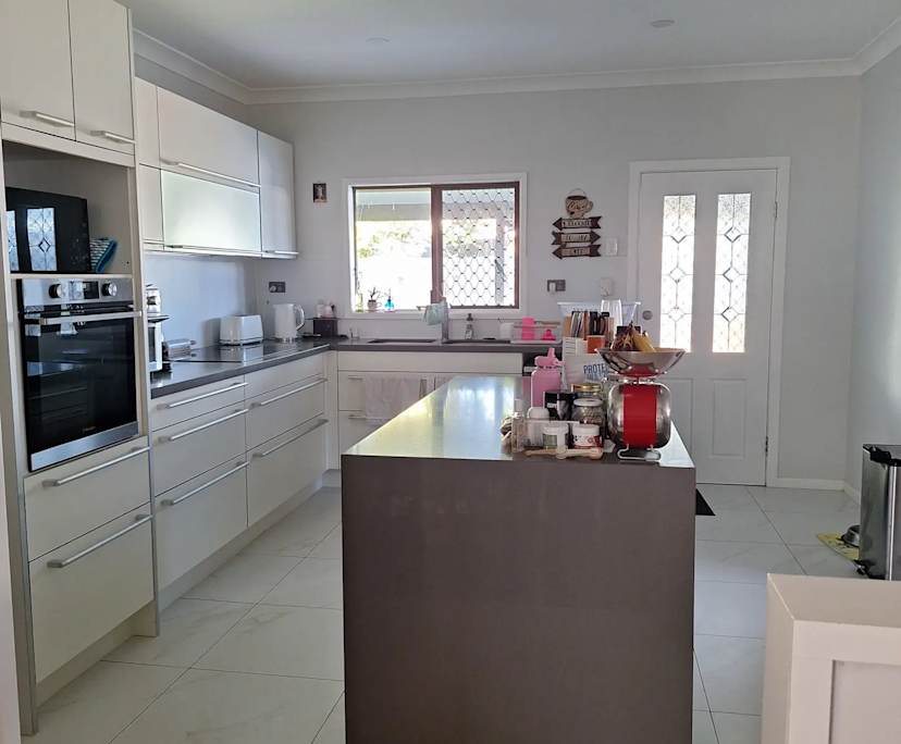 $250, Share-house, 3 bathrooms, Clontarf QLD 4019