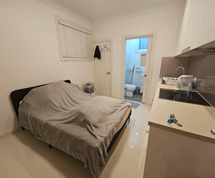 Furnished room with ensuite in a share house
