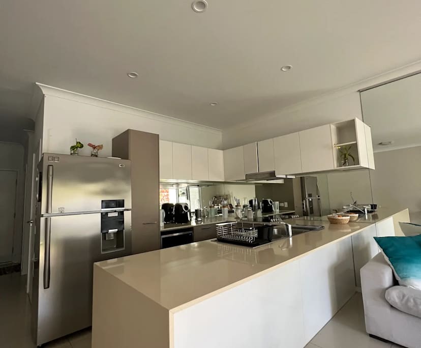 $385, Share-house, 4 bathrooms, Merrimac QLD 4226