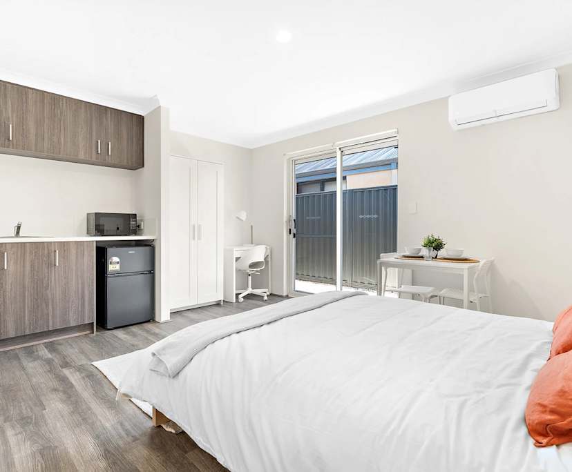 $350, Share-house, 5 bathrooms, Byford WA 6122