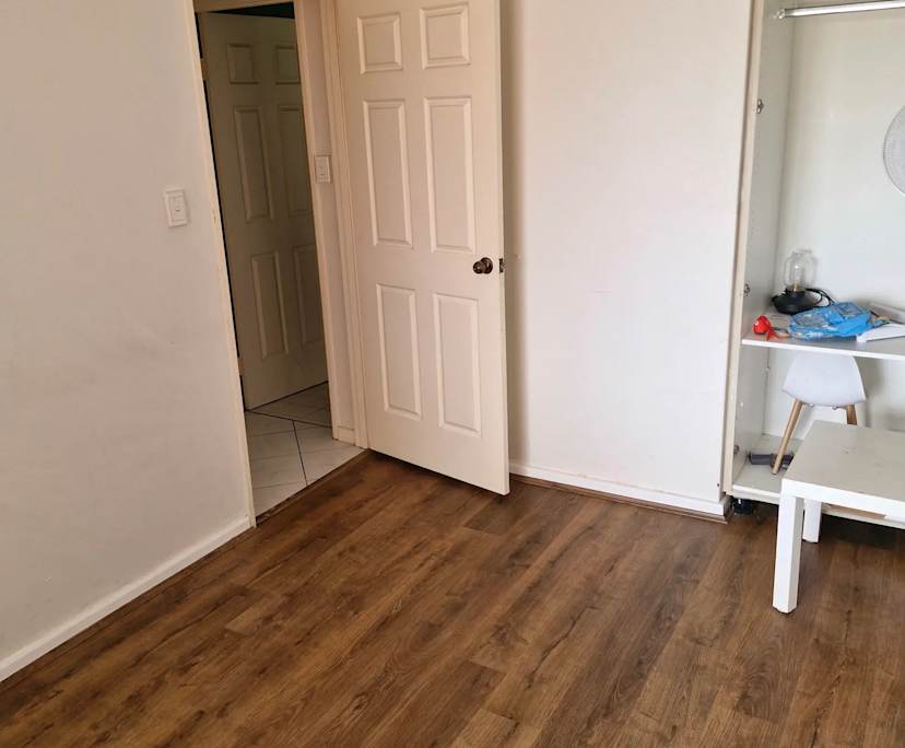 Unfurnished room in a share house