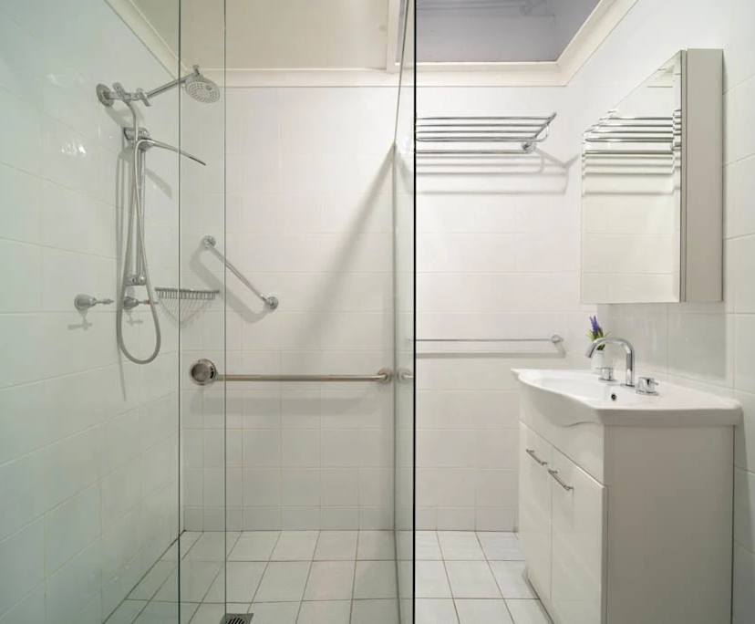 $1,800, Whole-property, 3 bathrooms, Randwick NSW 2031