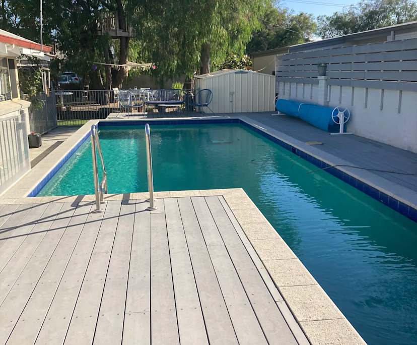 Furnished room studio flat for rent