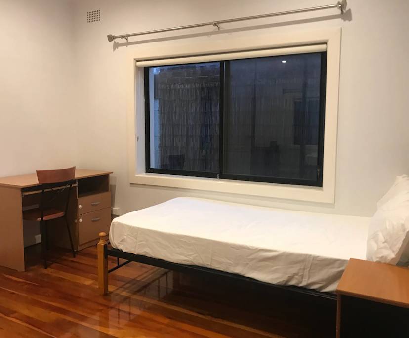 $290, Share-house, 5 bathrooms, Beverly Hills NSW 2209