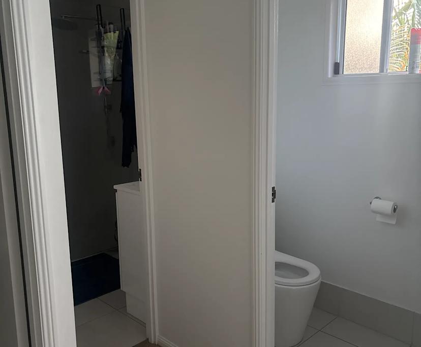 $250, Flatshare, 2 bathrooms, Rosslea QLD 4812