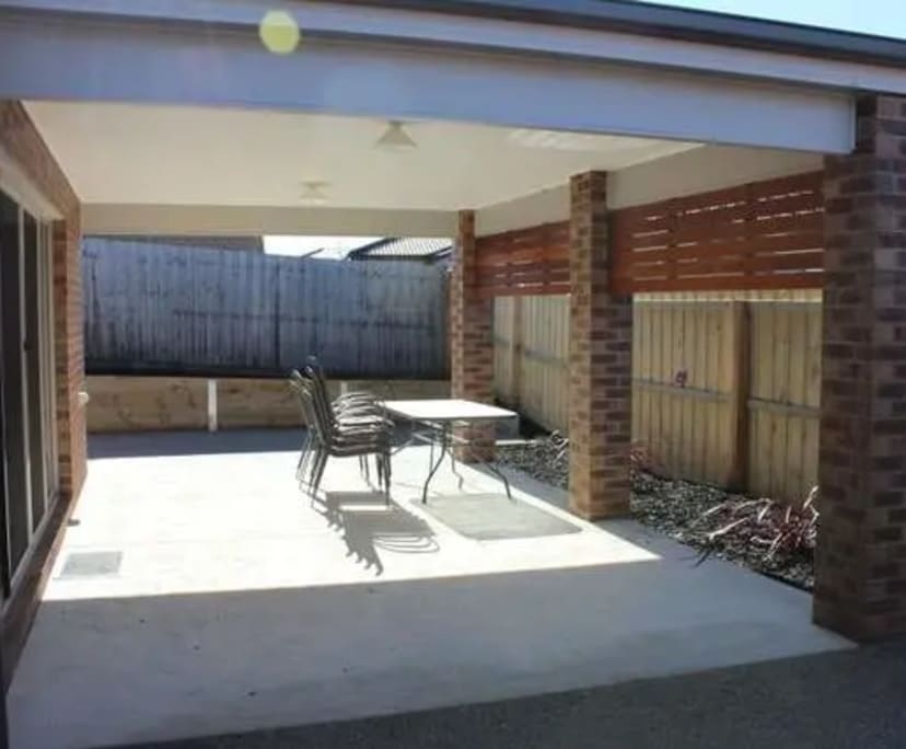 Whole property with 5 rooms for rent