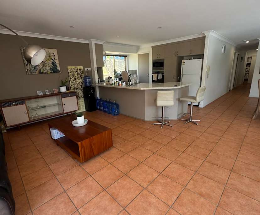 Room in a share house