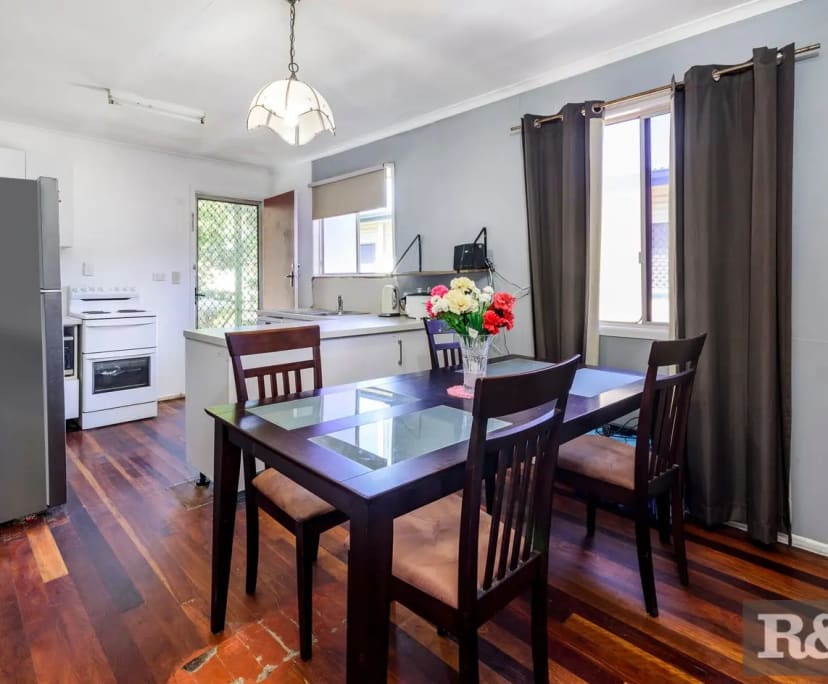 $180, Share-house, 3 bathrooms, Caboolture South QLD 4510