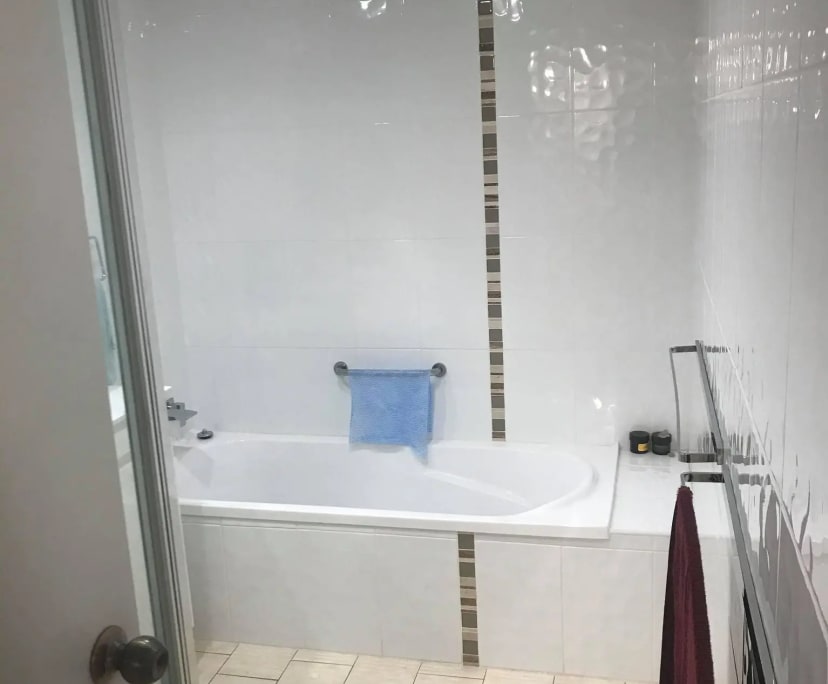 $185, Flatshare, 2 bathrooms, Wollongong NSW 2500