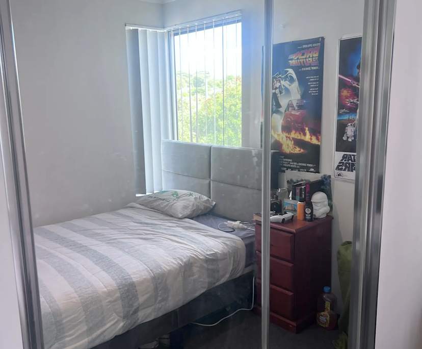 Unfurnished room in a share house