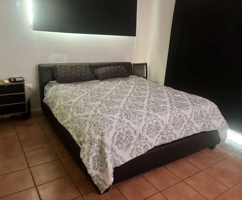 $250, Share-house, 4 bathrooms, Bentley Park QLD 4869